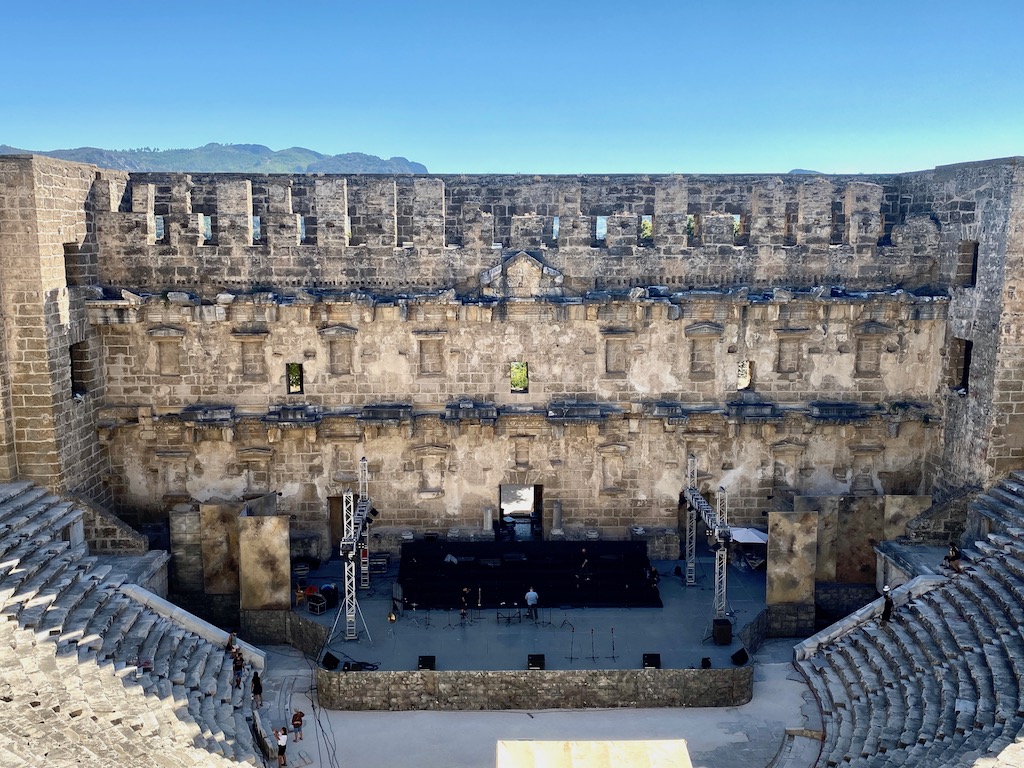 Aspendos Tiyatrosu